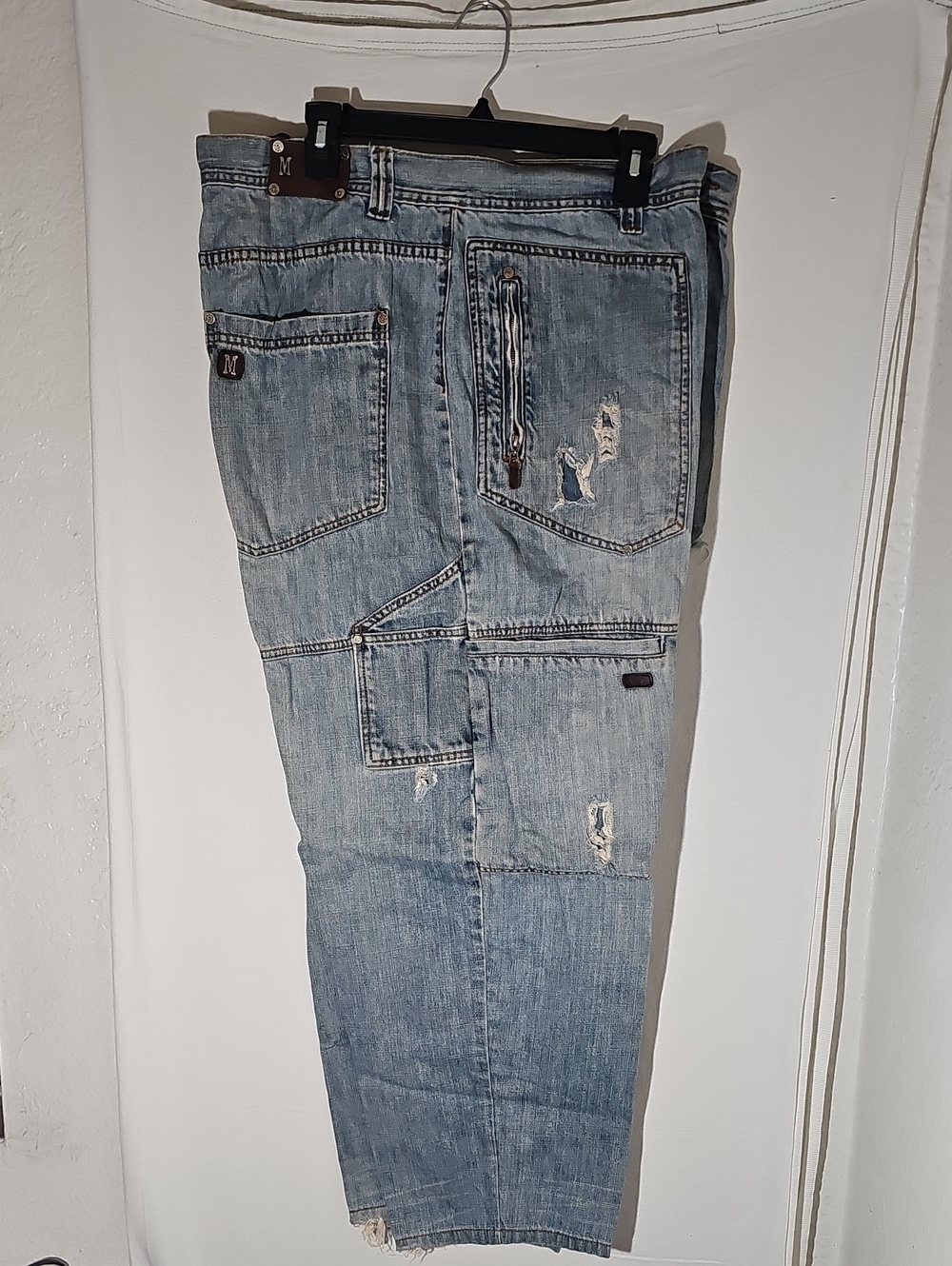 Men's Relaxed Light Wash Distressed Carpenter Jeans
